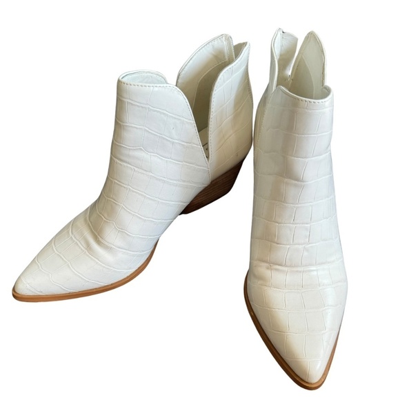 ShuShop White Croc-Embossed Heeled Boots - Picture 1 of 10